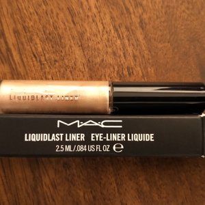 4 for $30  Mac Cosmetics Liquidlast liner